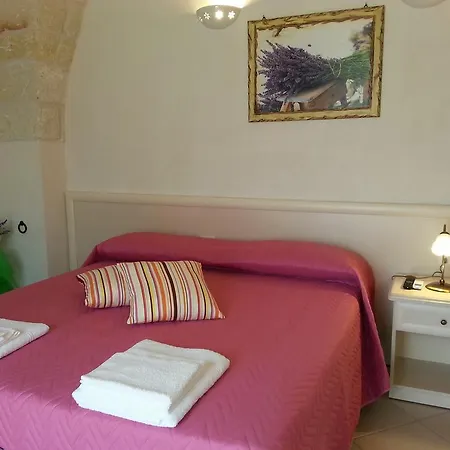 Demetra Bed & Breakfast 4*
